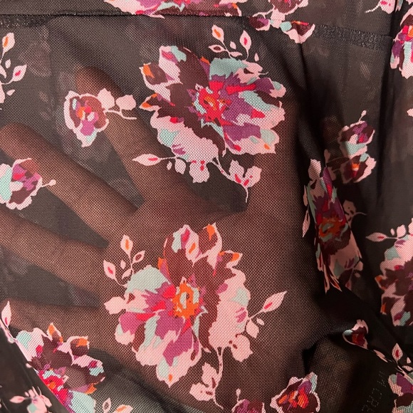 Lane Bryant sheer floral print peplum top - Picture 4 of 4